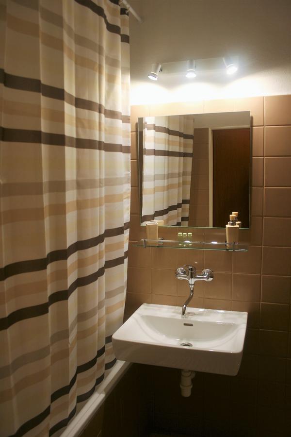 Triple Room,545776755:JPEG